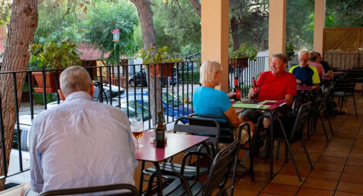 camping-albarracin-bar4