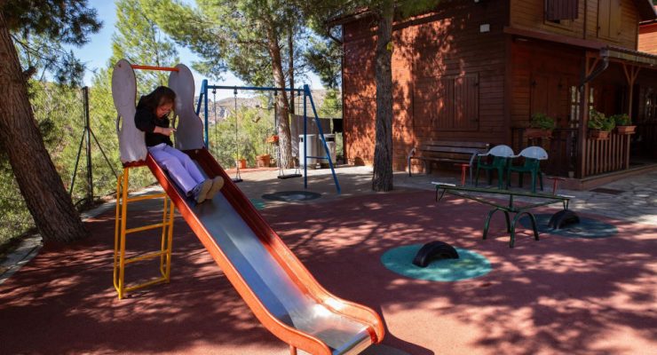 camping-albarracin-parque-infantil