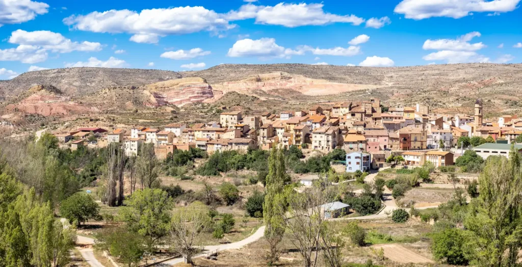 Pueblo bonito cerca de Albarracín.
